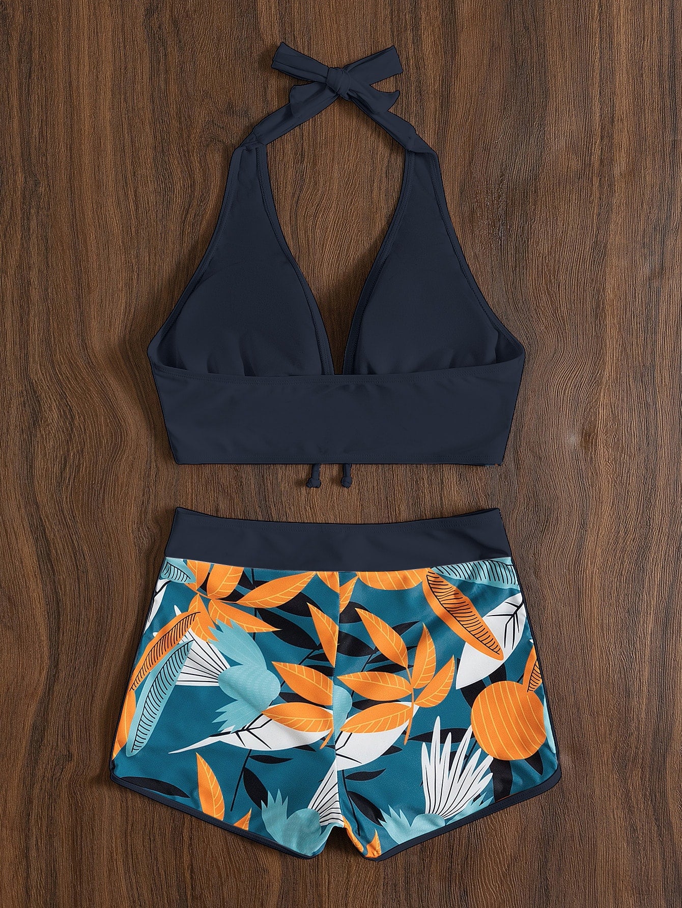 Bikini Top With Tie And Beach Printed Shorts