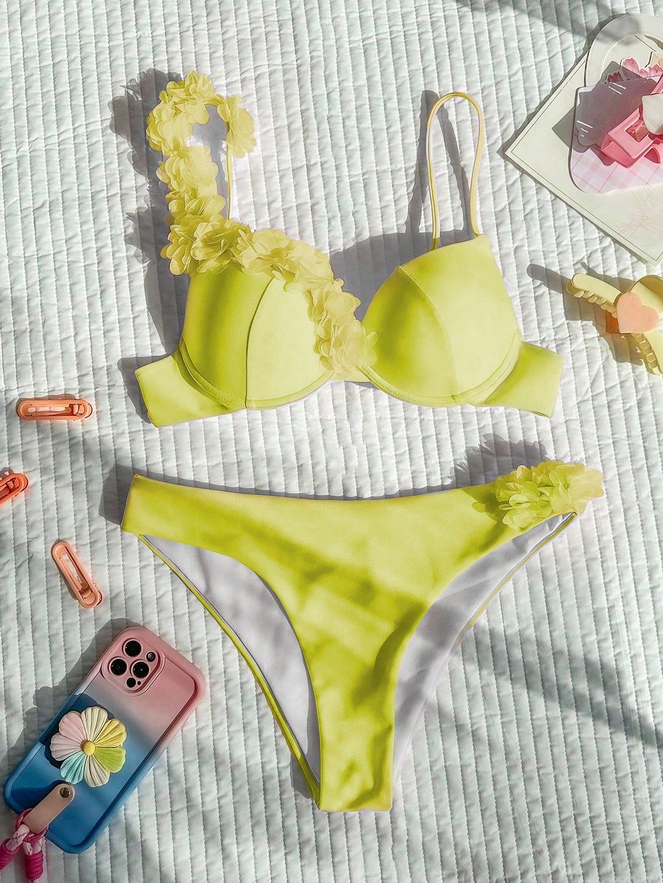 Bikini With Flower Appliqué And Asymmetric Strap
