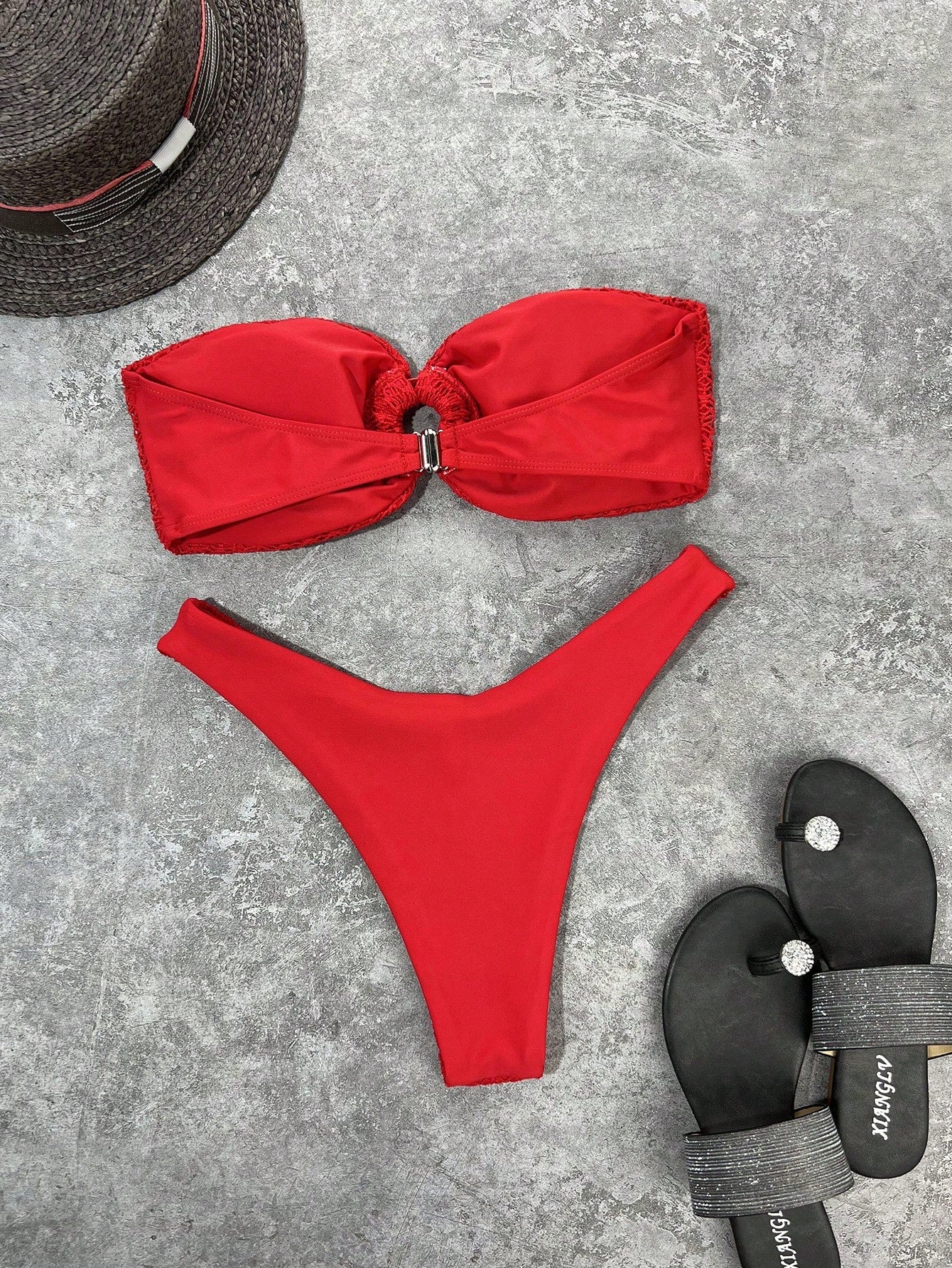 Textured Strapless Bikini With Central Ring