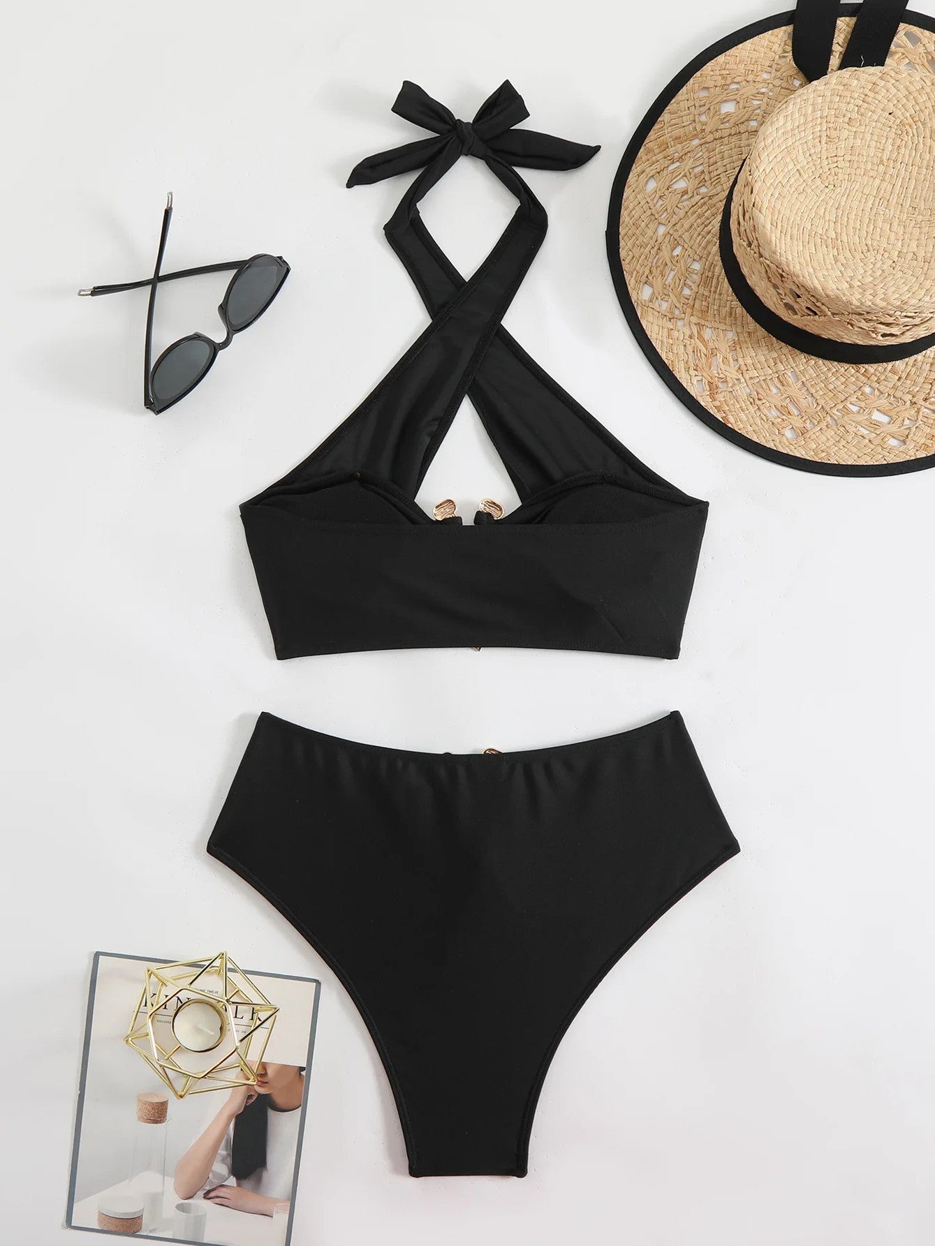 High-Waisted Bikini With Rings And Crossed Neckline
