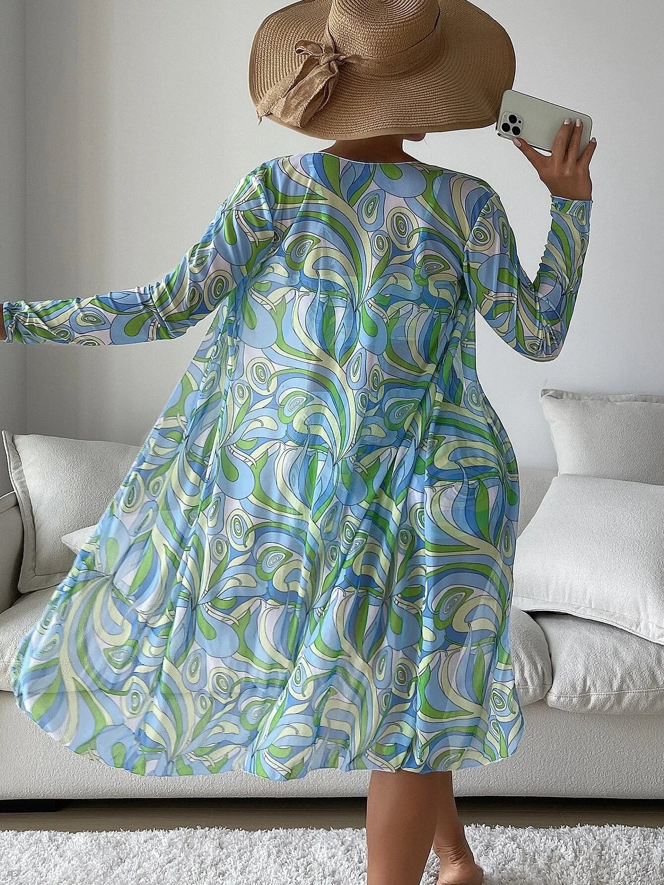 Bikini Set With Shorts And Printed Psychedelic Cover-Up