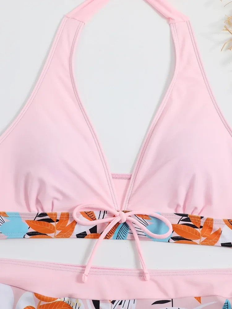 Bikini Top With Tie And Beach Printed Shorts