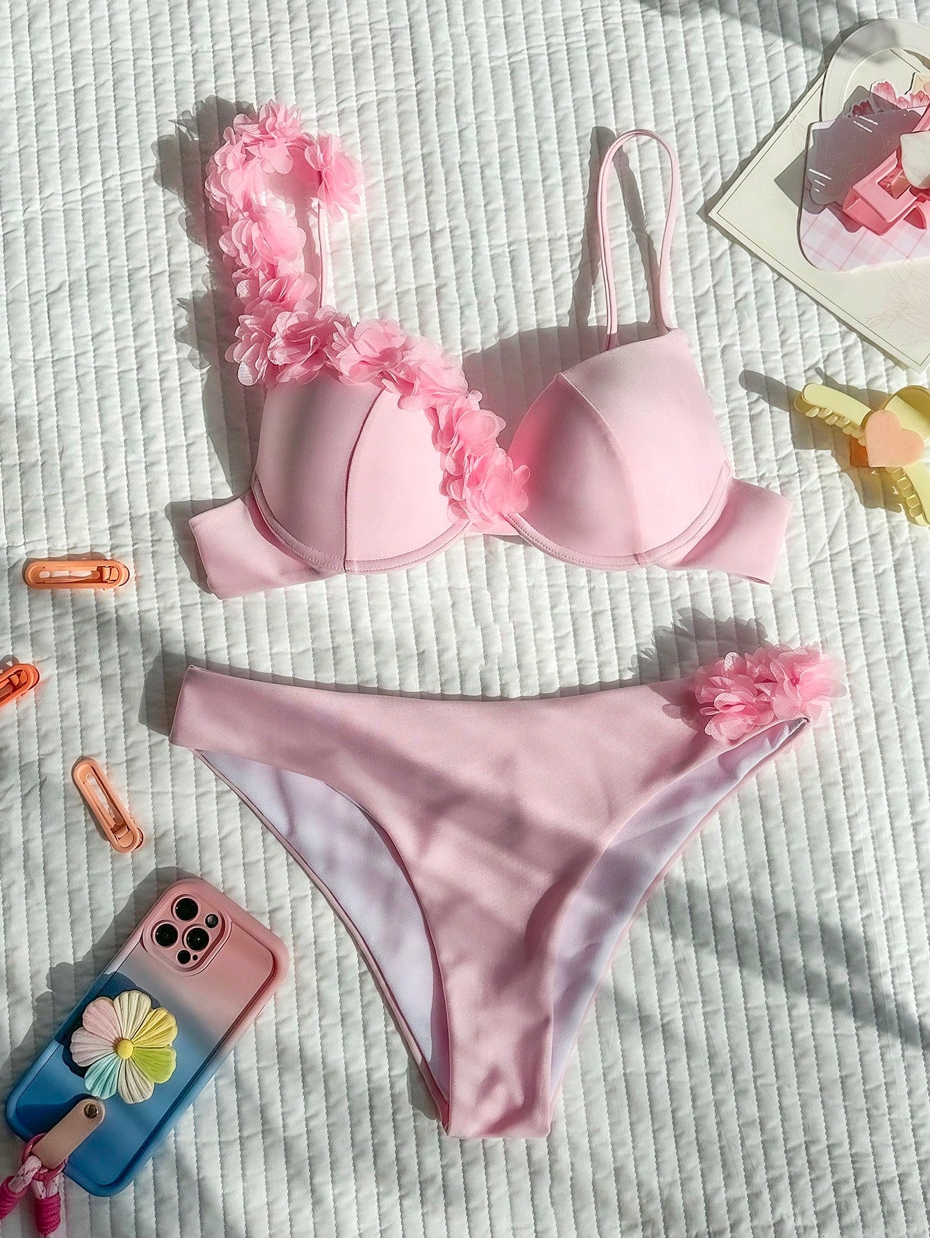 Bikini With Flower Appliqué And Asymmetric Strap