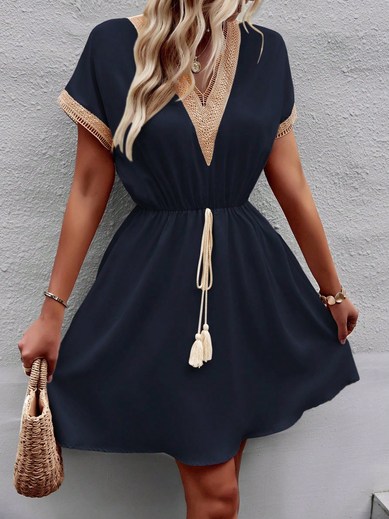 Short Cover-Up With Tie And Elegant Print